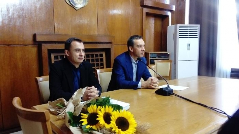 Кметът Димитър Николов поздрави доброволците от Световното по Тай Чи