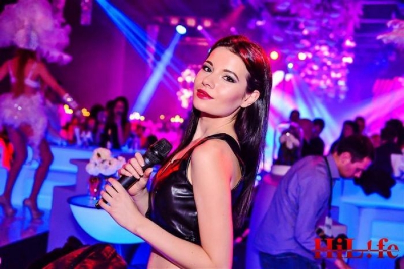 Nelita и бляскаво модно ревю ще видят гостите за рождения ден на Интермоделс