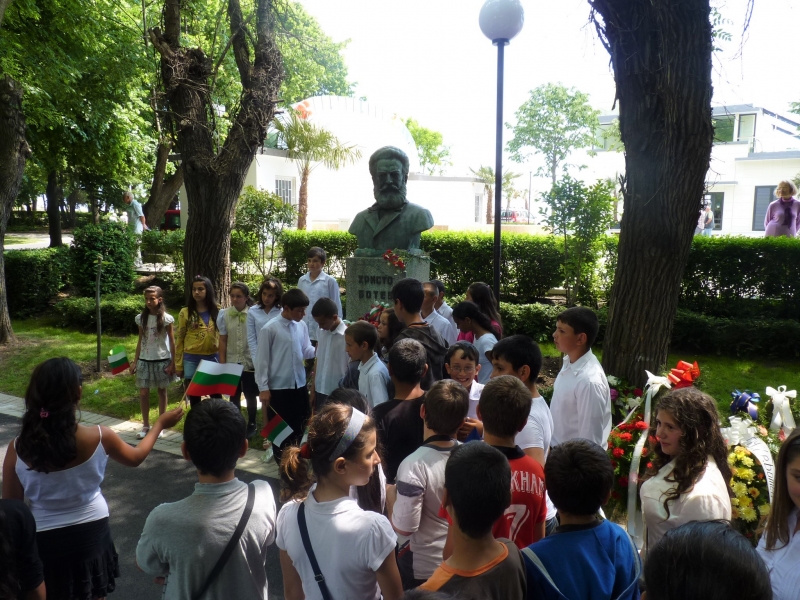 Бургас ще отбележи Деня на Ботев и на загиналите за свободата ни