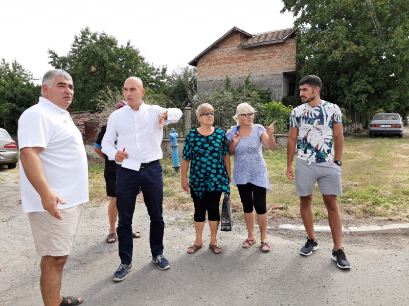 Николай Тишев се срещна с жители на Българово и Равнец 