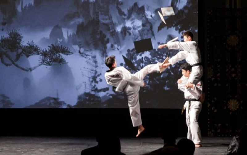 Емблематичен световен боен демо отбор идва в Бургас