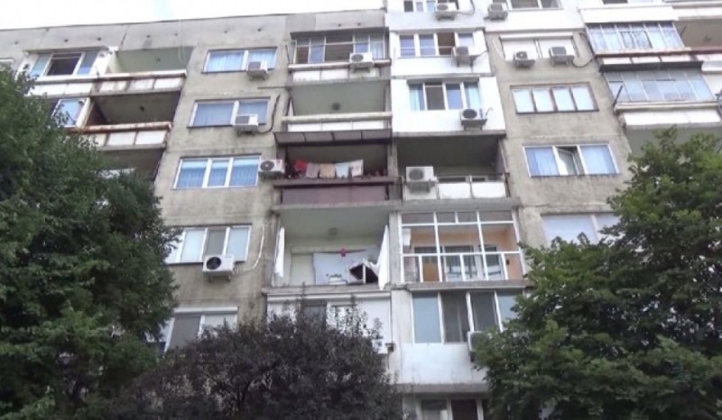 Цената на панелките тръгва рязко надолу