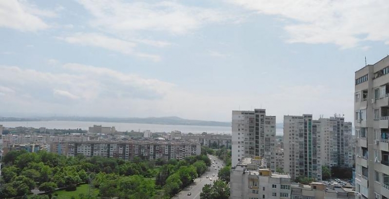 Цените на жилищата в комплексите са най-устойчиви