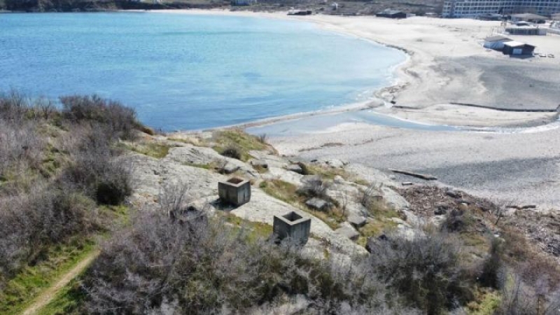 В Царево започна подписка срещу заведение до плаж „Нестинарка“ 