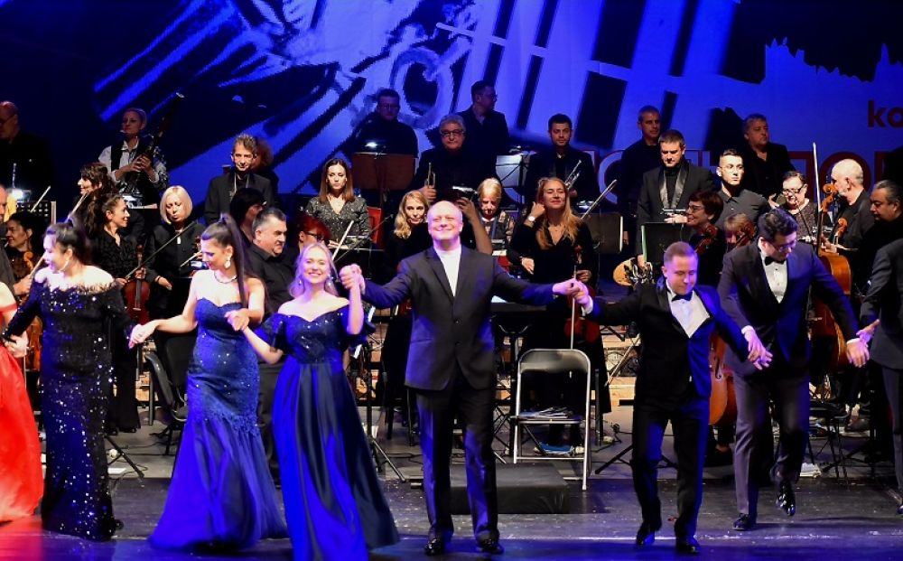 Оперни певци от 7 държави показаха високо майсторство на конкурса „Стоян Попов“
