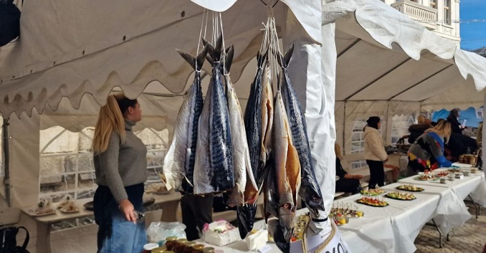 Стотици хора пристигнаха в Созопол за „Празникът на о-солената риба“