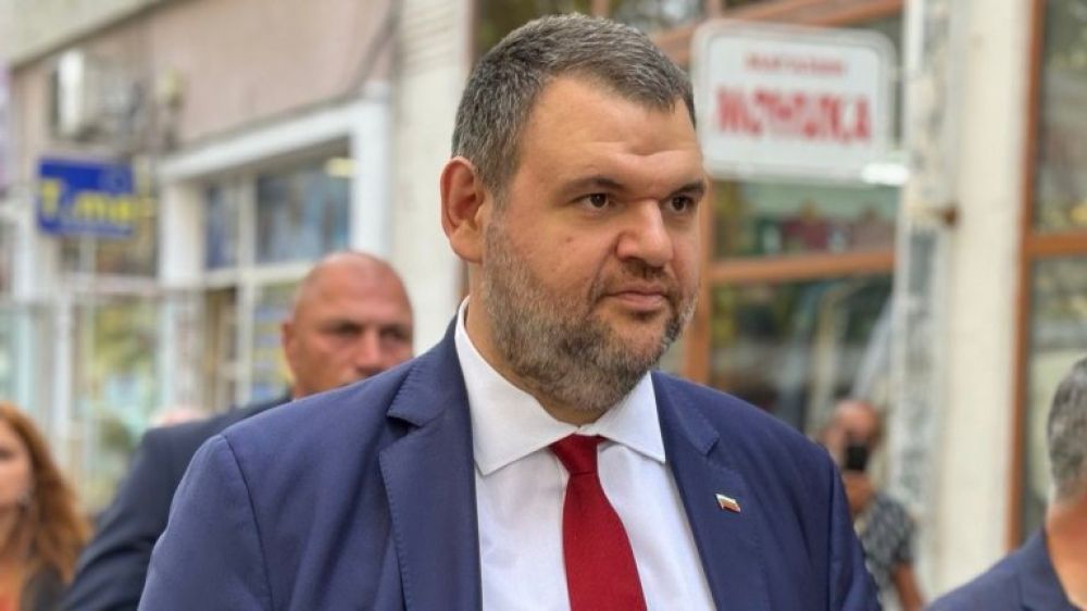 И ОбС на ДПС в Бургас номинира Делян Пеевски за председател на партията