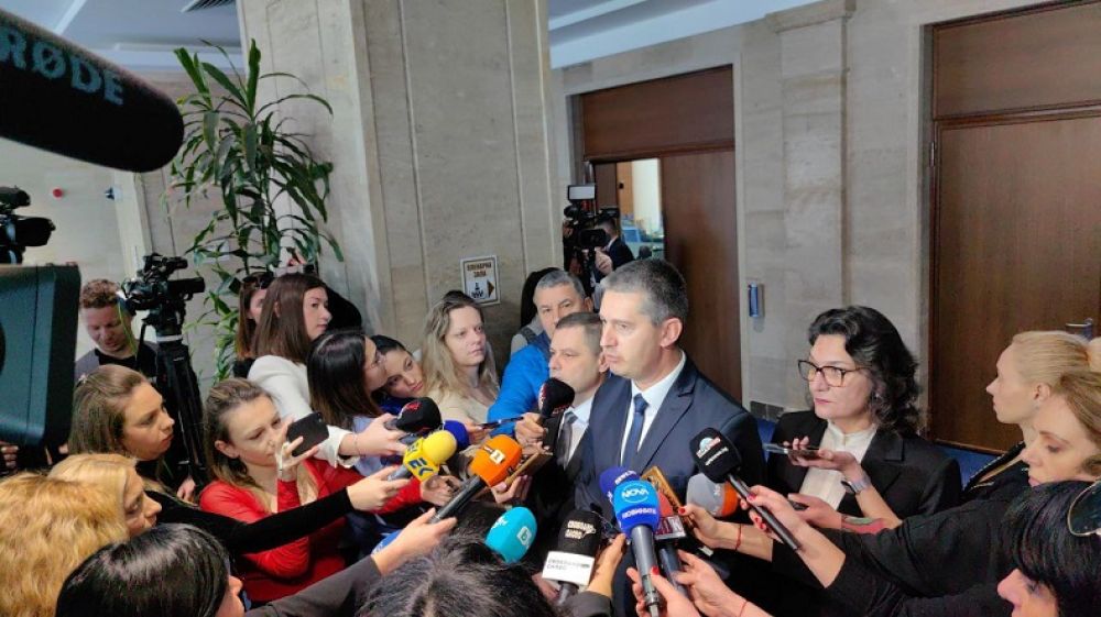 Георги Георгиев от „Възраждане“: „Сглобката“ променят цял закон, вероятно за да източват едни милиони през техни НПО