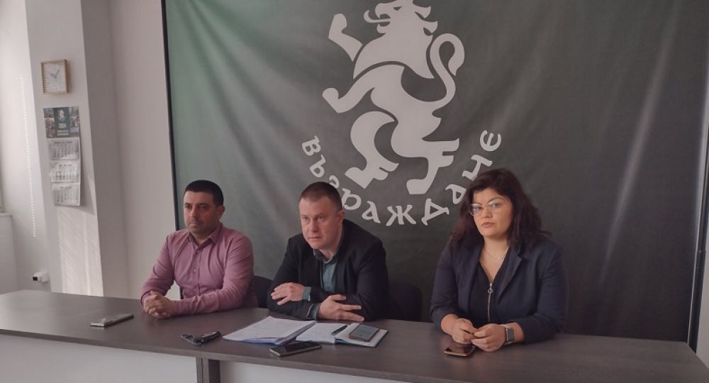 „Възраждане“: Предложението ни за платено паркиране е частично възприето от община Бургас