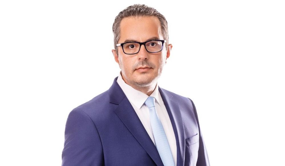 Бургаски депутат: Конституционната реформа се случи в кабинета на Пеевски  