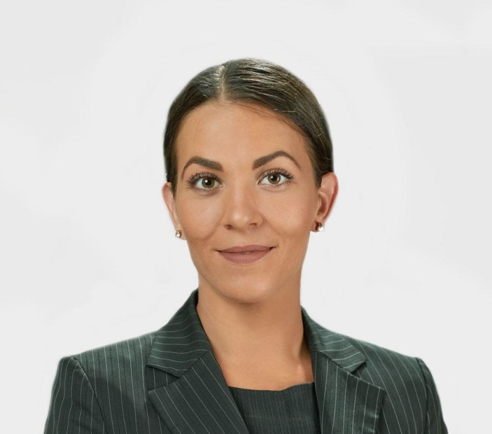 Звезделина Каравелова сигнализира МОСВ за неприятните миризми в Бургас