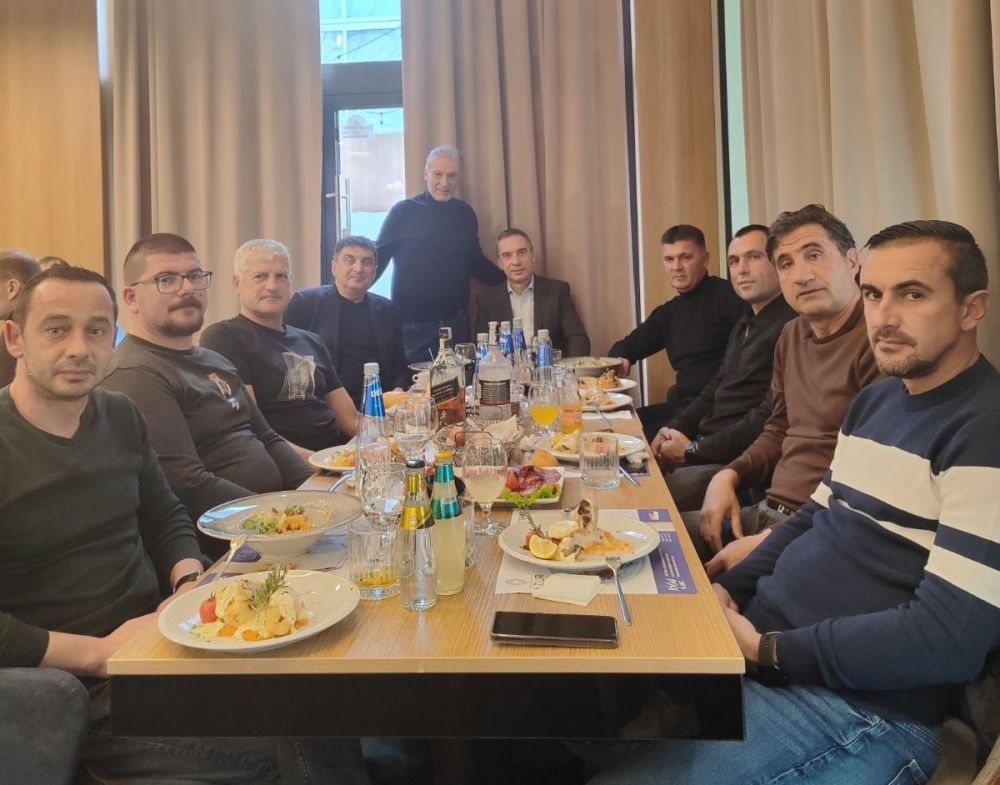 Кметът Николов поздрави футболния „Черноморец“ след успешния полусезон