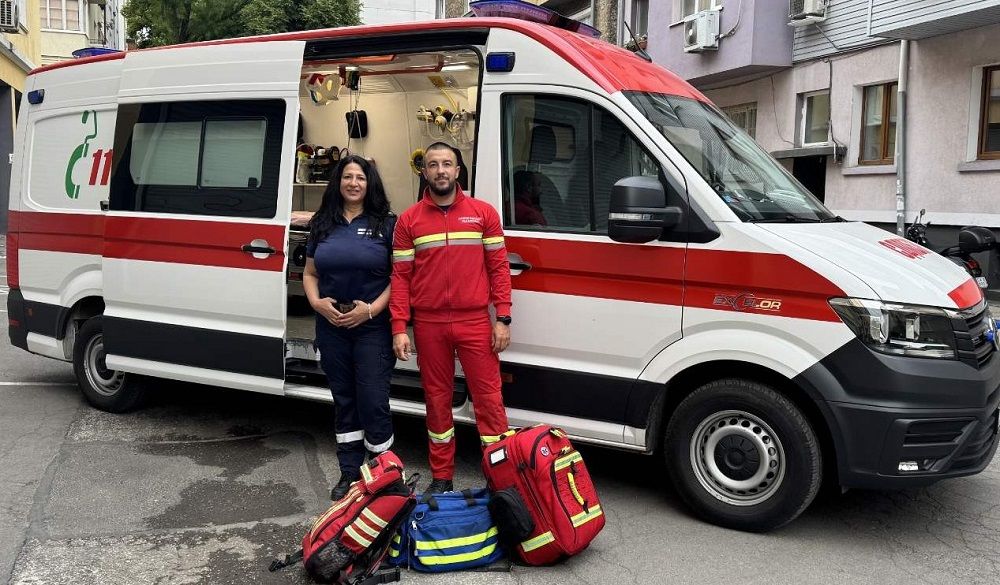 Семейство парамедици въвежда у нас златния стандарт в поддържането на живота при травми