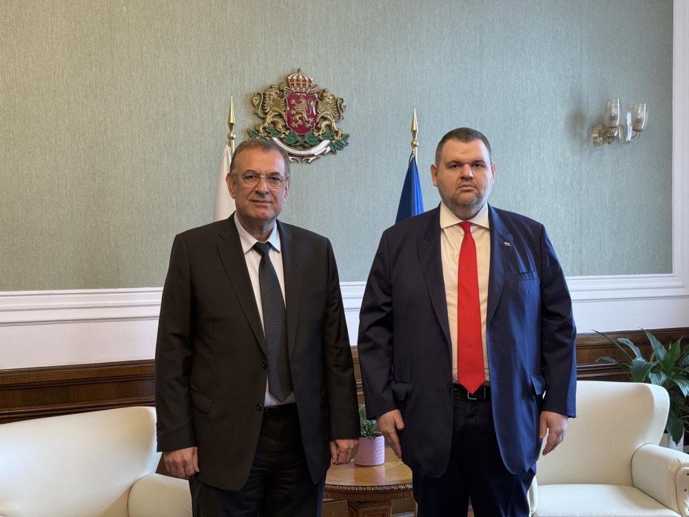 Доц. д-р Джевдет Чакъров подава оставка като председател на партия ДПС