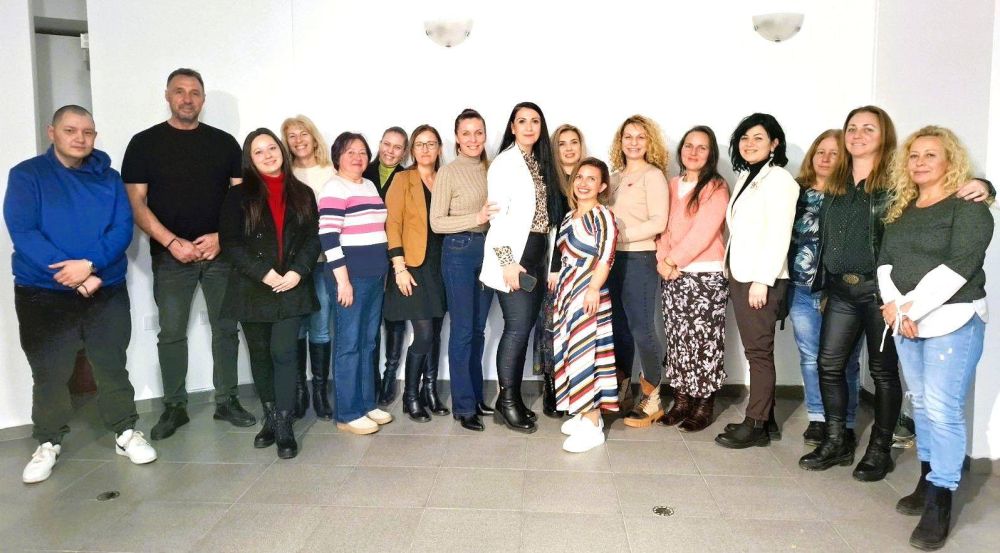 Женските структури на ДПС в Бургас работят активно по заложена социална програма за региона