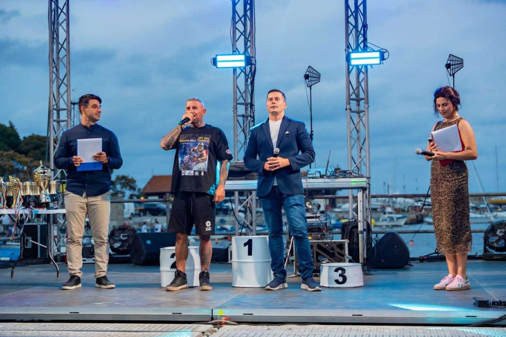 Царево показа как се прави фестивал с невиждано шоу и обновена програма