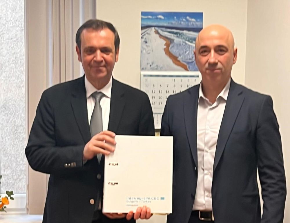 Реконструират Летния театър в Созопол по проект