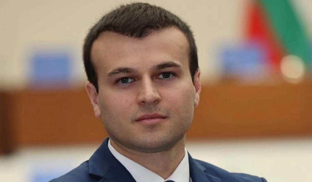 Разхищение в енергетиката – милиони се раздават, докато чакаме служебно правителство