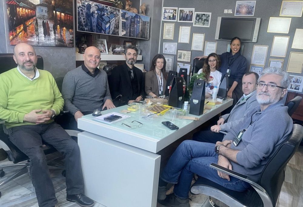 Десетки пациенти потърсиха второ мнение от двама турски професори в ДКЦ „Ел Масри“