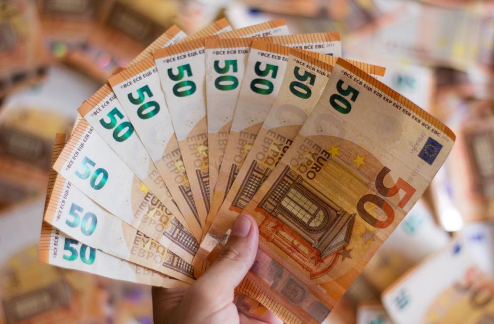 Войната в Иран удари еврото повече от всяка друга валута