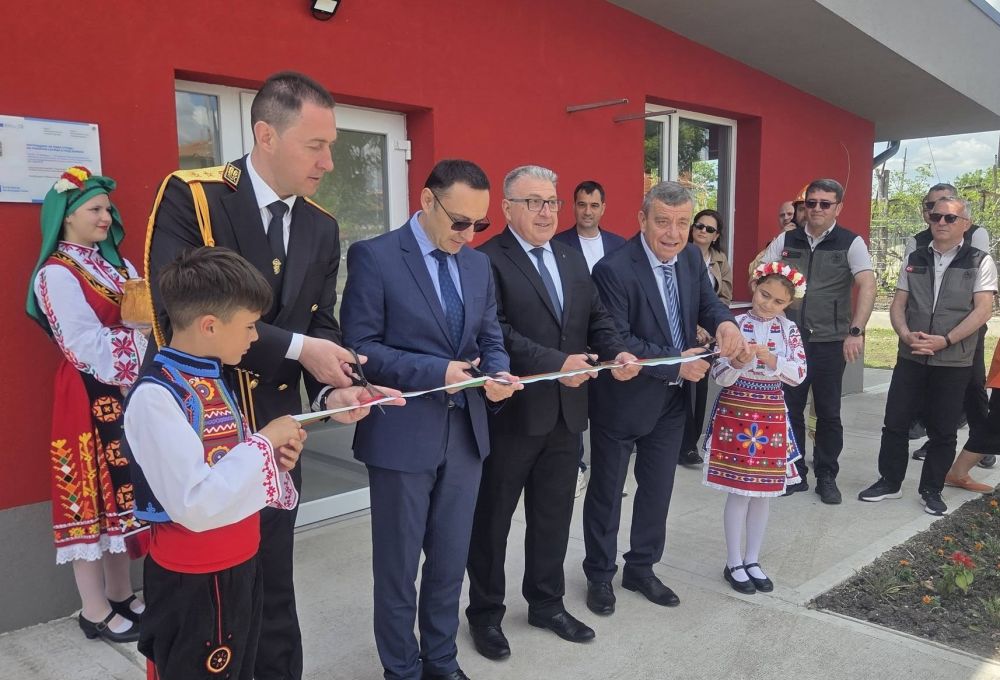 Откриха новата пожарна в Камено