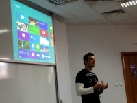 Microsoft България демонстрира как се създават приложения