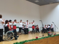 Хора с увреждания показаха своите певчески, танцови и актьорски умения