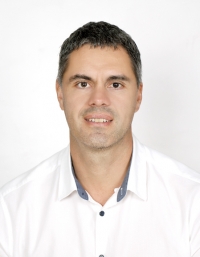 Пламен Янев: Да спрем да бягаме, да спрем паниката, да погледнем напред!