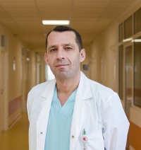 Водещият гинеколог д-р Александър Любенов продължава да приема пациенти в „Сърце и Мозък“ Бургас