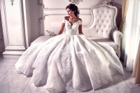 Вижте разкошните сватбени рокли на британския бранд Love Bridal London в „Приморец“