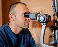 Д-р Владимир Балимезов, Очна клиника „Д-р Иванови“ - Бургас: Ранният очен скрининг при наличие на диабет е решаващ за опазване на  зрението