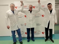 Проф. Карел: Горд съм с моите колеги доц. Корновски и д-р Красналиев и техните екипи