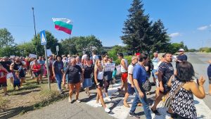 Продължават протестите срещу безхаберието на ВиК в Бургас