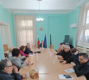 Област Бургас получи своето Коледно чудо – ще има Кръвен център   