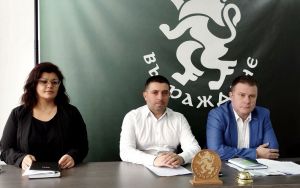 Съветниците от „Възраждане” в Бургас имат друга визия за платеното паркиране в града 