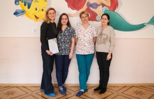 МЦ „Оксиком“ и пациенти с дарителска кампания „Удвоена подкрепа“