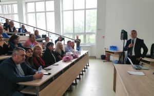 Подготовката на парамедици в Университет „Проф. д-р Асен Златаров” се поема от нов Професионален център