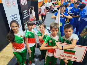 Бургас посрещна международния младежки лагер по ушу 2025