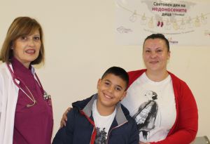 Росен, който подложи на изпитание неонатолозите в УМБАЛ Бургас, мечтае да е лекар