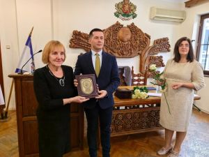 В Царево връчиха звания „Почетен гражданин“