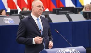 Станислав Стоянов поиска разговор с Урсула Фон дер Лайен: България трябва да отложи еврото