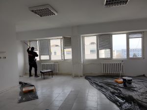 Строителни фирми подаряват ремонти на болнични стаи в УМБАЛ Бургас