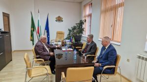 Кметът на Карнобат Георги Димитров обсъди с президента Първанов актуални теми, свързани с общината