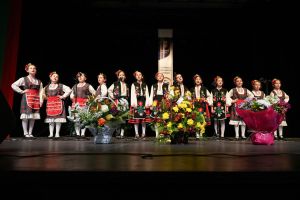 Първо място за ученици на СУ „Добри Чинтулов“ в националния фолклорен конкурс „С песните на Златка Ставрева“