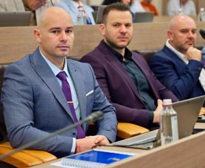 От ПП СЕК питат кога ще отвори всъщност детската болница в Бургас
