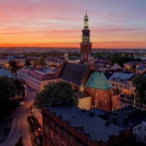 Wizz Air стартира директни полети от Бургас до Радом, Полша